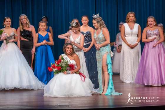 pageant-2022-crowning-teen